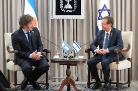 Javier Milei se reunió con el presidente de Israel y recibió una distinción de honor