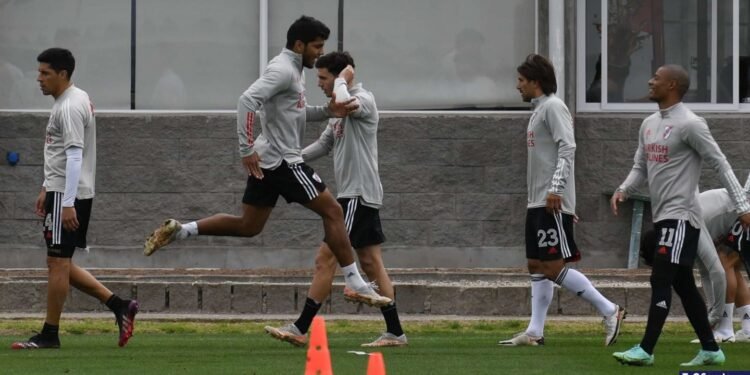 Sin Juanfer Quintero: la convocatoria de River para un partido decisivo en la Copa Sudamericana