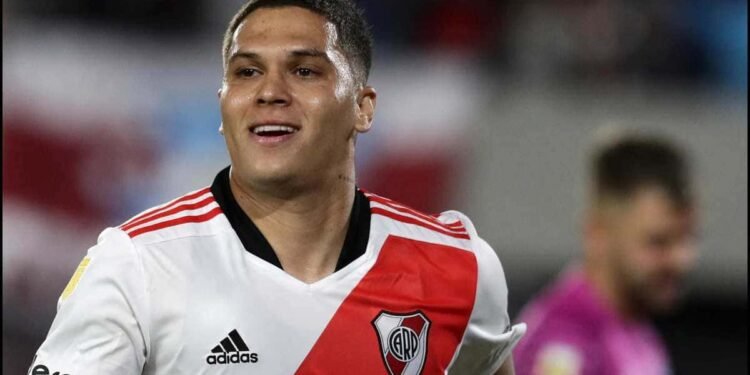 Juanfer Quintero se dirige a los hinchas de River en medio de la incertidumbre sobre su futuro