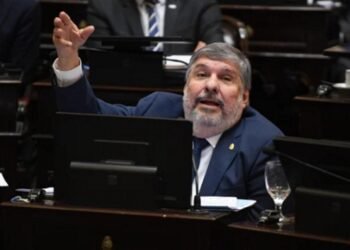 Mayans aborda los conflictos en el Senado y afirma que Villarruel “dice que va a ser candidata a presidenta”