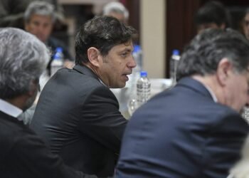 El descontento sindical crece ante la reciente oferta salarial del gobernador Kicillof