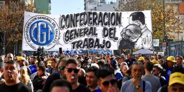La CGT planea retomar las protestas tras el Mundial: marcha programada para el 22 de julio junto a jubilados
