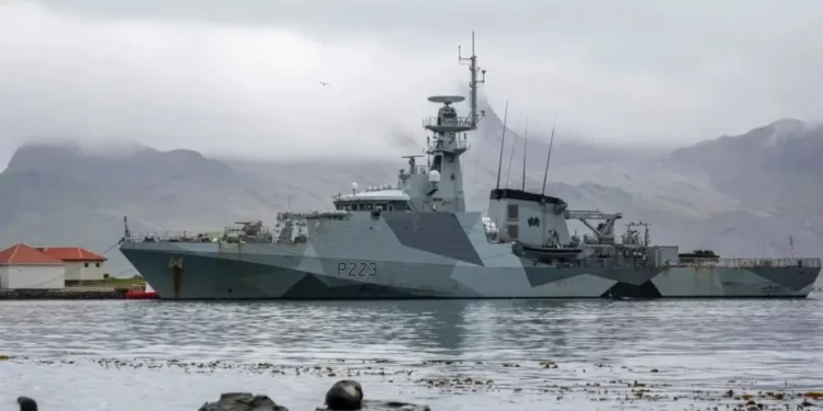 Firme rechazo a la incursión de un buque británico en aguas argentinas
