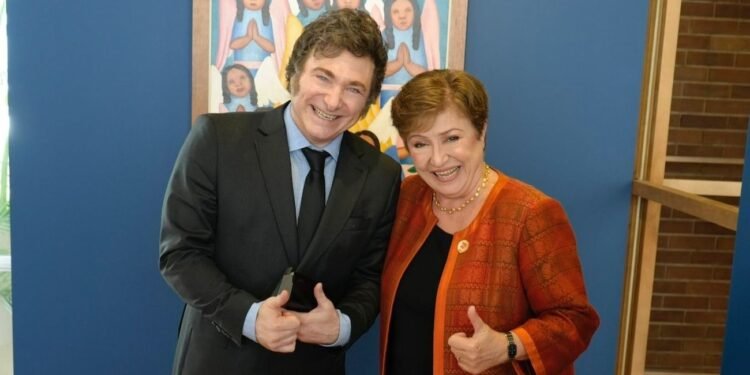 El FMI examina la situación del país antes de la visita de Georgieva, la primera de un líder del organismo en ocho años