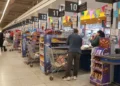 El consumo mostró una evolución dispar: bajaron las ventas en supermercados y mayoristas, pero crecieron en shoppings