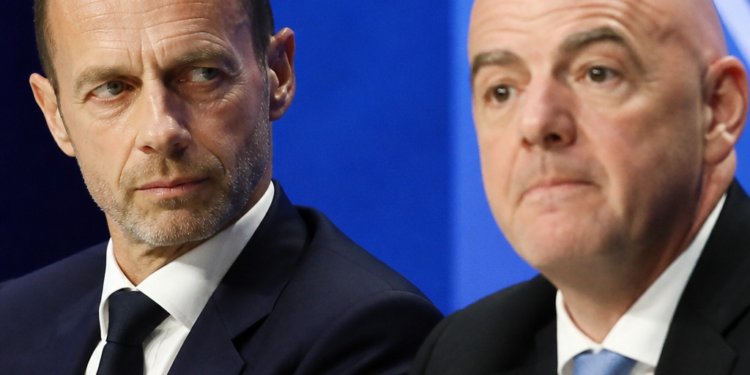 La UEFA advierte a la FIFA sobre posibles acciones legales tras el fallido plan de Infantino