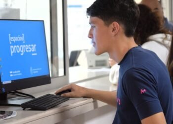 Becas Progresar: quiénes podrían dejar de cobrar en agosto y cómo consultar el estado del beneficio