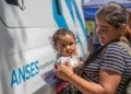 AUH: quiénes cobran este viernes 21 de agosto y cuáles son los montos actualizados