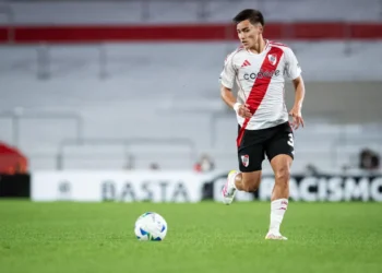 River Plate cede a Ian Subiabre mientras cierran las salidas de Salas y Lencina: el panorama del mercado de pases