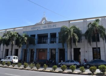 Una mujer de 62 años se convierte en la madre más longeva de Argentina