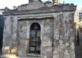 Solicitan el retiro de féretros de una bóveda en Recoleta destinada a un nuevo local comercial