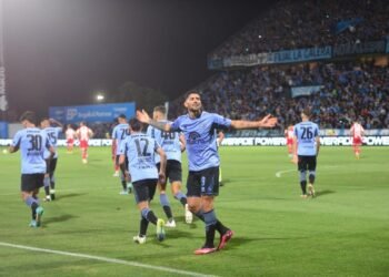 Belgrano logra un valioso triunfo frente a Independiente Rivadavia, consolidándose en el Clausura