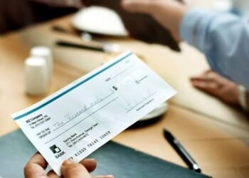 Aumento de cheques rechazados: junio cerró con 160.000