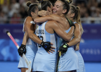 Leonas y Leones cumplen su primera misión en el Mundial de hockey sobre césped y buscan avanzar más lejos