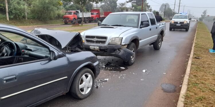 Accidente en Coghlan: un choque frontal deja tres heridos