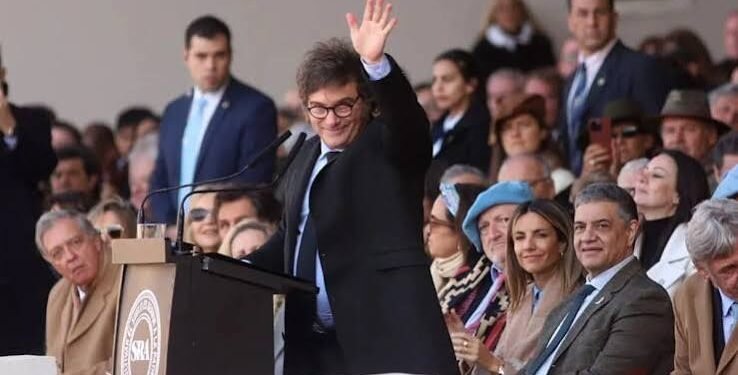 El Presidente recurre otra vez al dañado mensaje “anticasta”