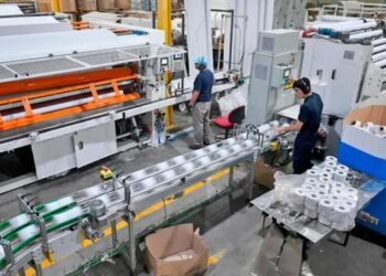 Las PyMEs enfrentan mayores plazos de cobro y financian con recursos propios el descalce financiero