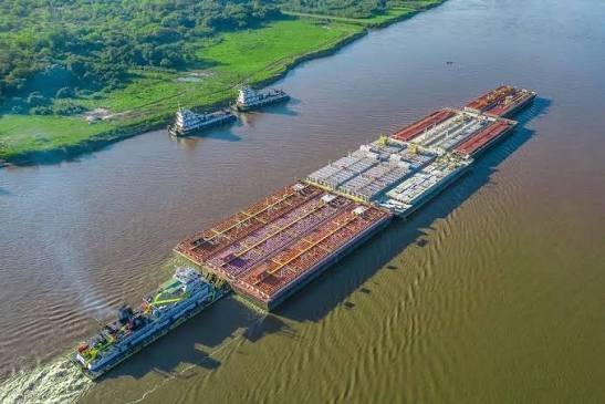 Transporte fluvial: crece la disputa por los costos y el régimen de cabotaje