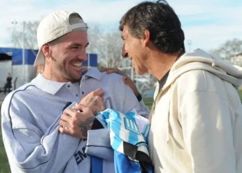 Milito se pronuncia sobre la actualidad de Racing: la decisión con Costas, la posible llegada de De Paul y su visión del futuro