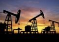 El petróleo sigue arriba de los US$100 y presiona sobre el precio de los combustibles en Argentina