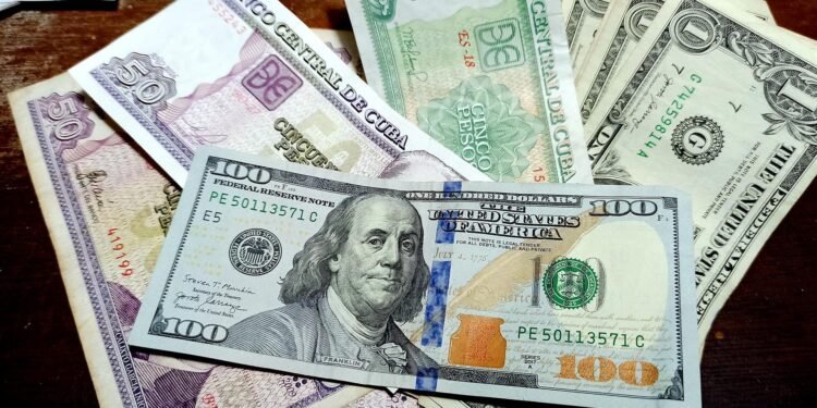Cotización del dólar blue y otras variantes al 6 de octubre