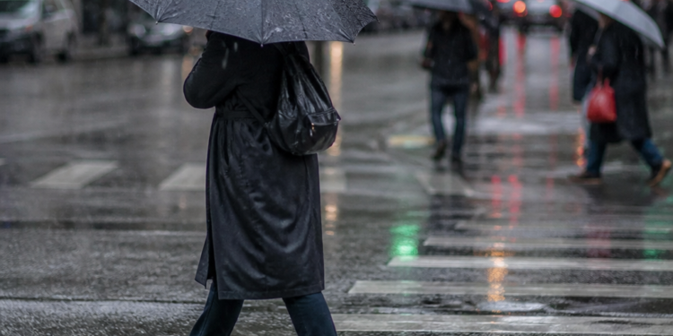 Continúa la primavera fresca: lluvias en el AMBA y alertas por nieve y vientos intensos en varias provincias