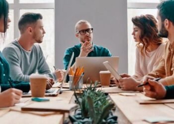 La caída en la productividad argentina: más horas de trabajo, pero menos producción
