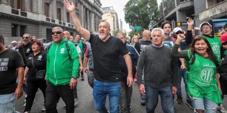 ATE marchará a la Quinta de Olivos contra el plan de retiros voluntarios del Gobierno